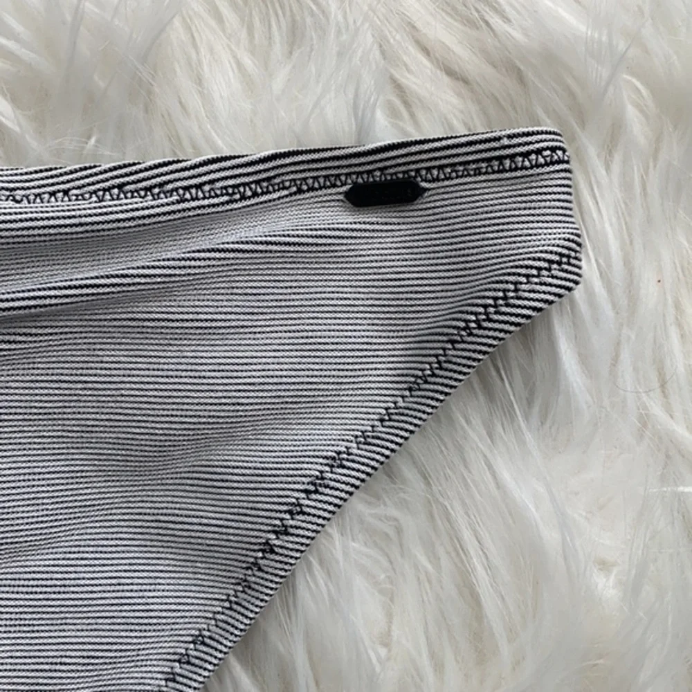 Rip Curl‎ | Silver Stripe Bikini Bottom